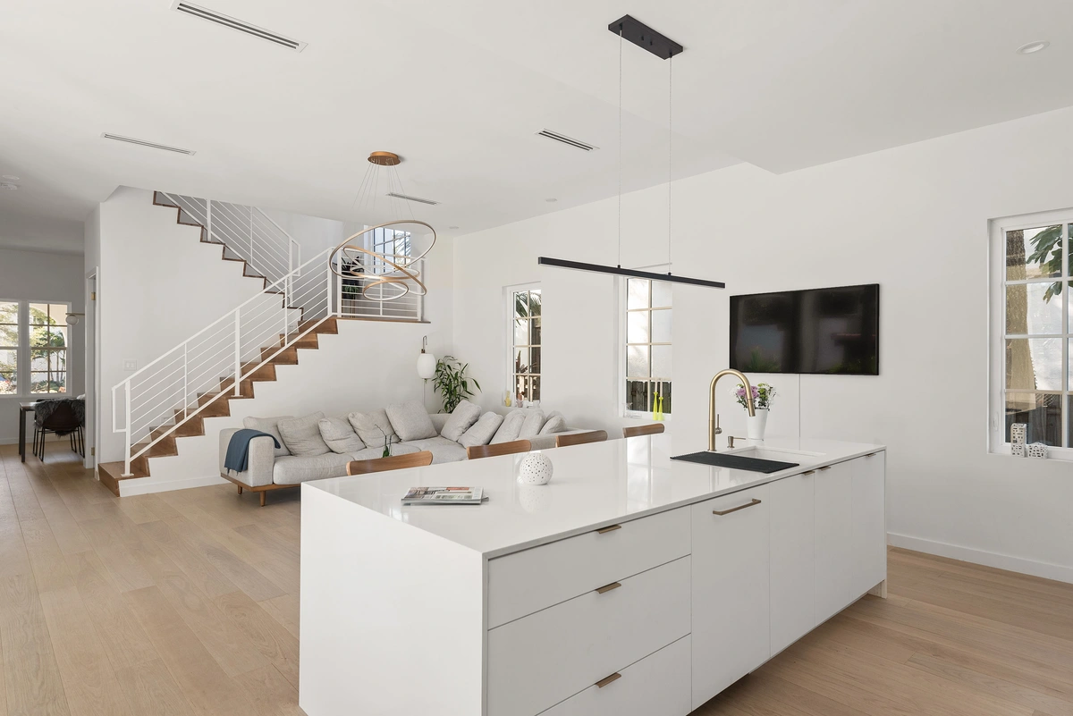 23-loft_39_MTBH_325_22nd_Ave_NE__14_