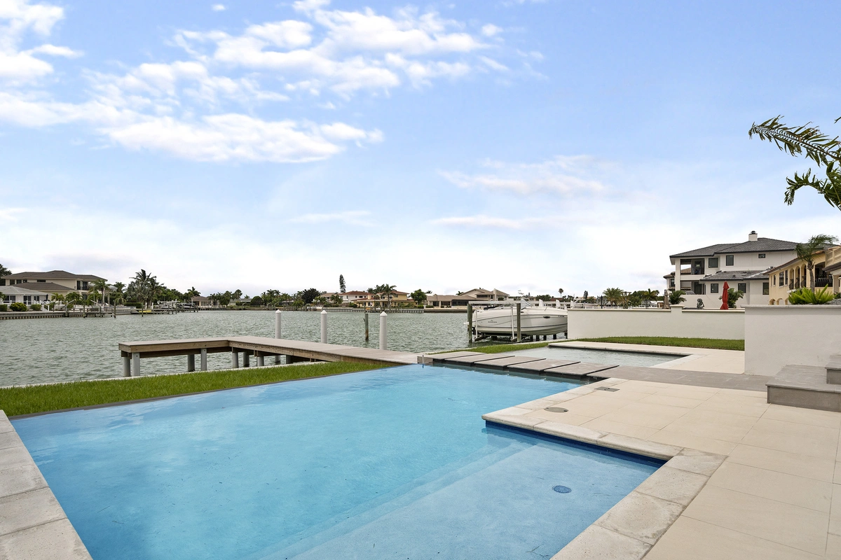 12-outdoorpool_40_MTBH-Belleair-6