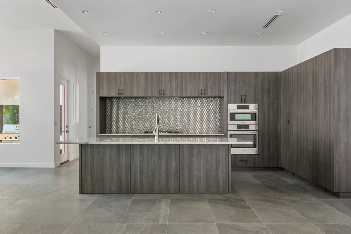 20-laundryroom_43_MTBH_-_4305_W_San_Pedro_St_-__10_