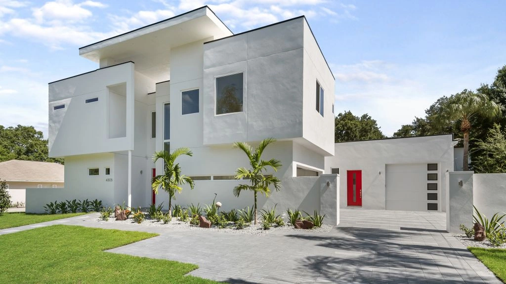 30-sideexterior_43_MTBH-4305-W-San-Pedro-St-9-web-1024x575
