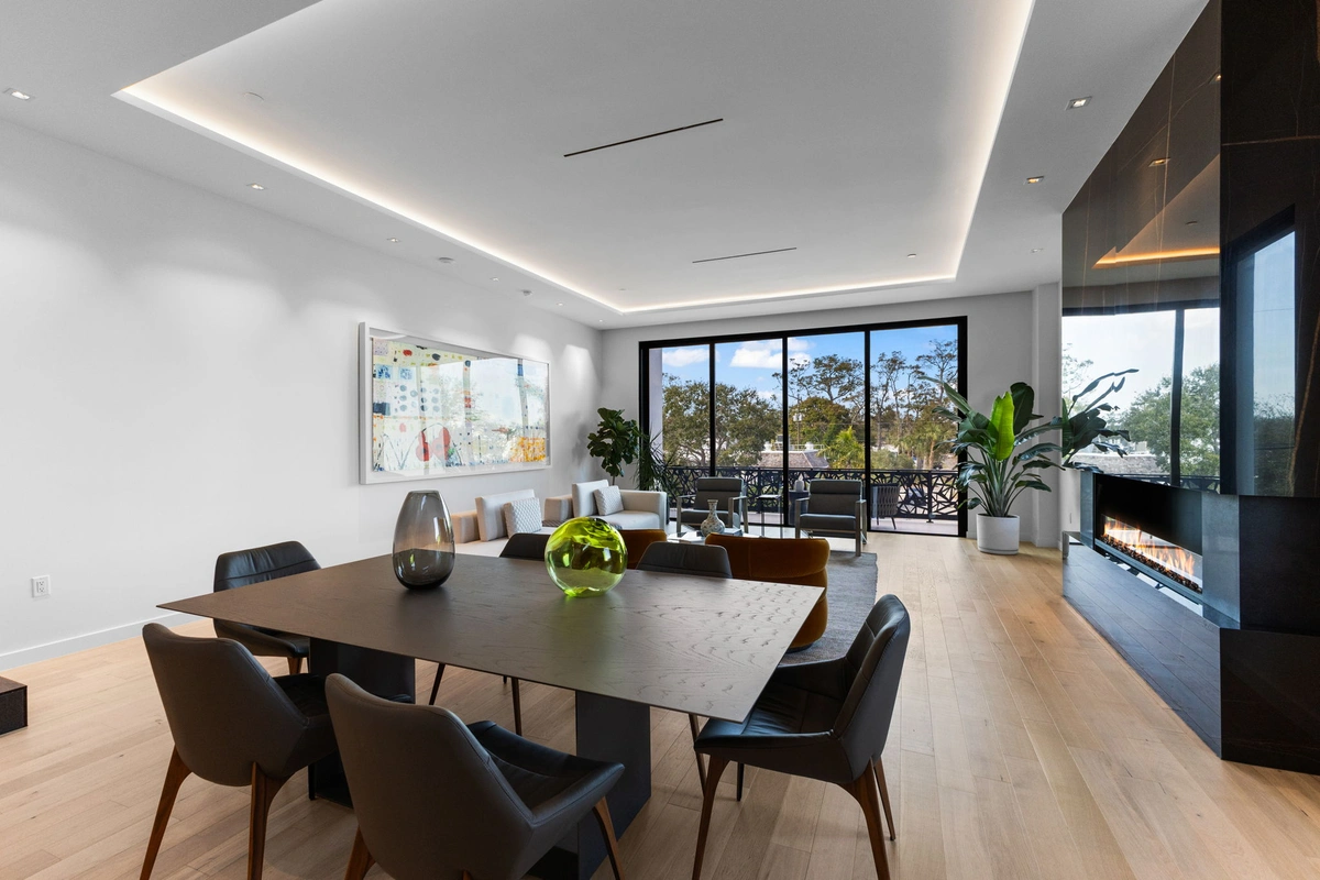 20-diningroom_46_58-web-or-mls-IMG_4345