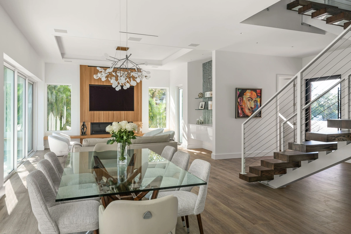 07-diningroom_43_1101_Monterey_Blvd_NE__13_