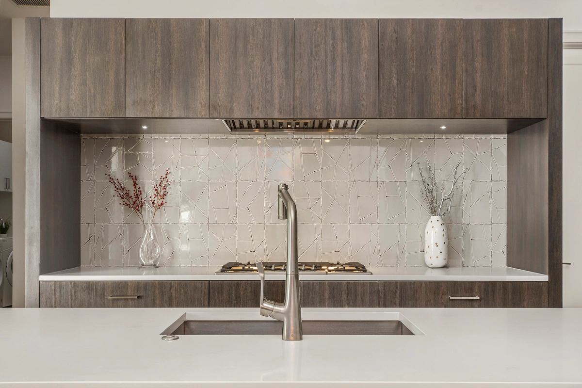 15-kitchen_43_MTBH_146_18th_Ave_NE_037