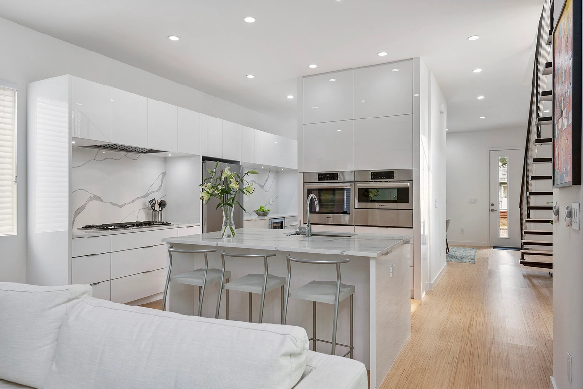 19-kitchen_40_MTBH_600_12th_Ave_N_-__8_
