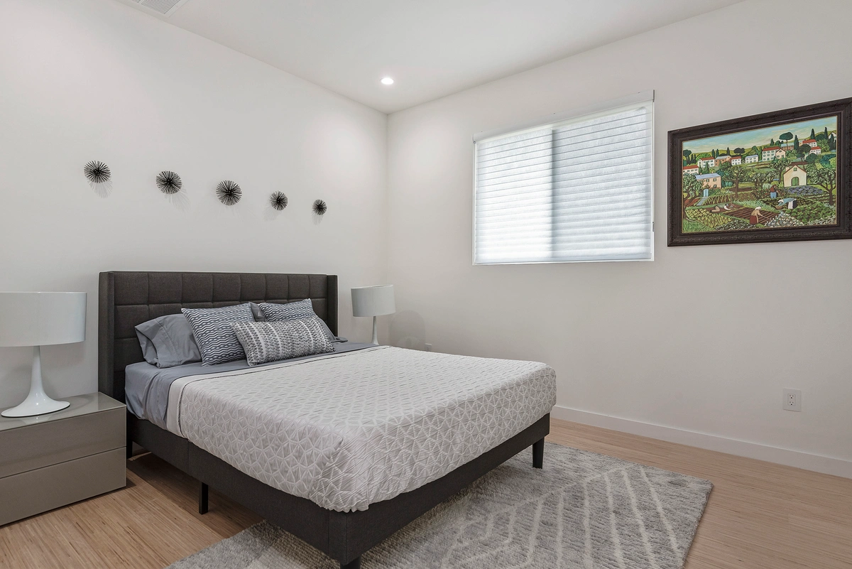 23-primarybedroom_42_MTBH_600_12th_Ave_N_-__26_