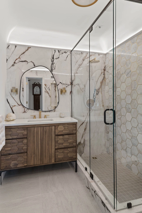 19-bathroom_41_1145_15th_Ave_N__18_