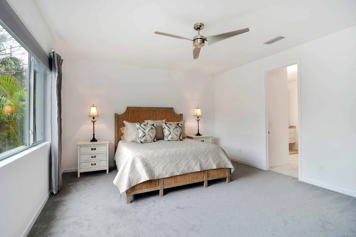 25-bedroom_39_MTBH_8028_26thAveN_026