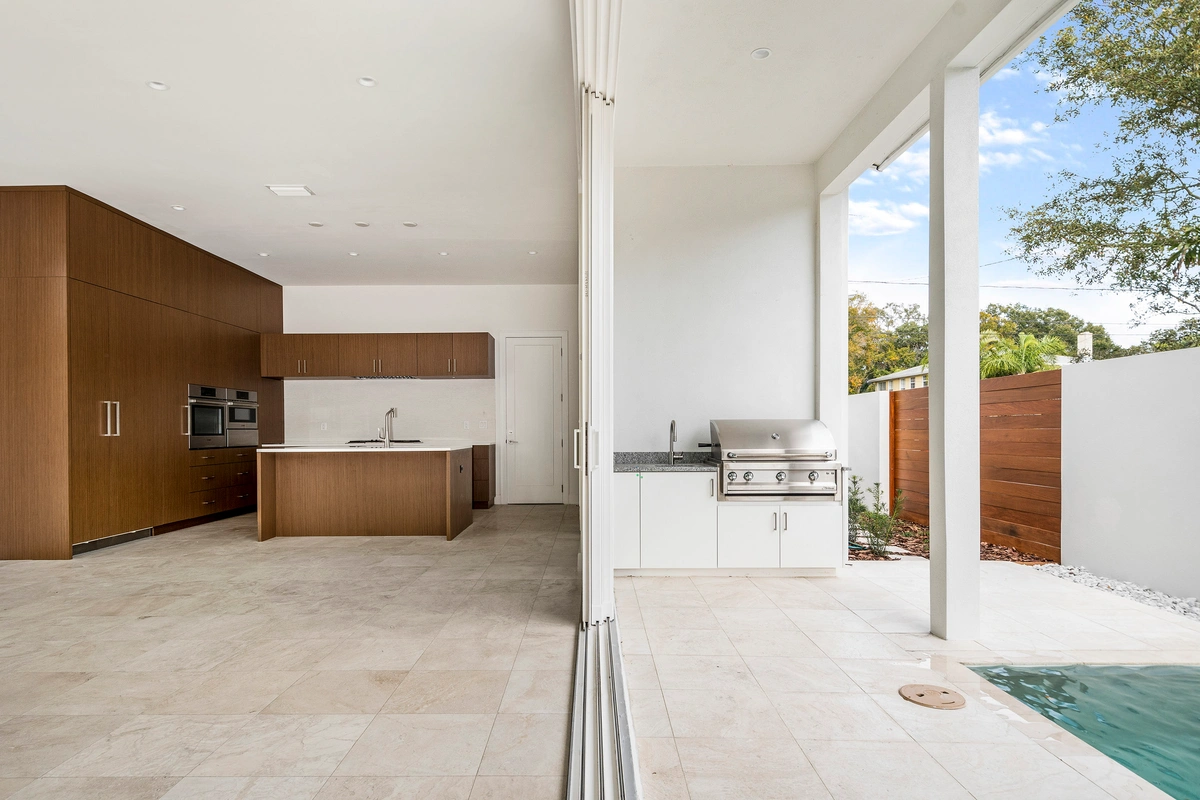 06-kitchen_42_MTBH_1108OakStNE_018