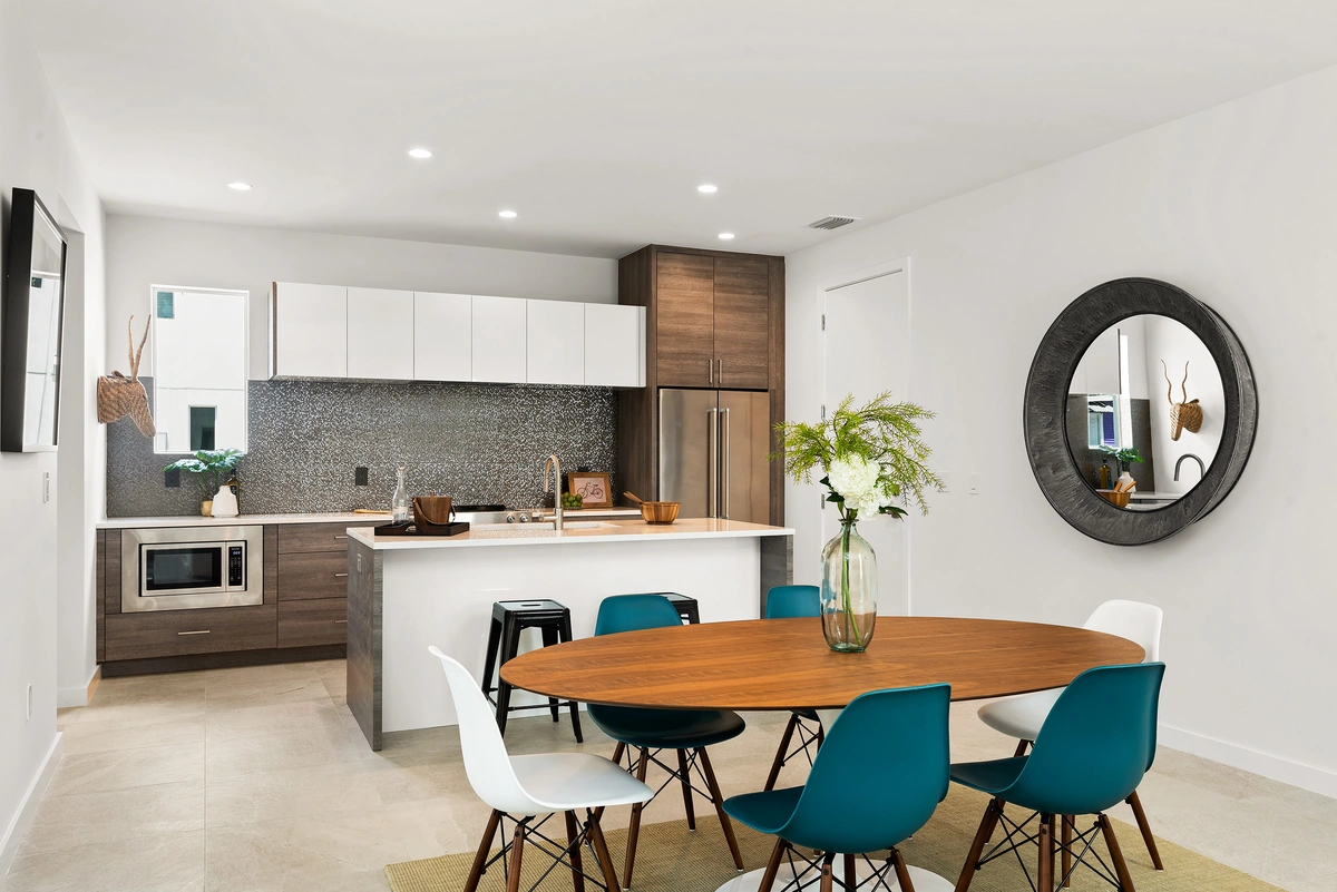 MTBH_1314_1-2_W_Lemon_St_interior__6_