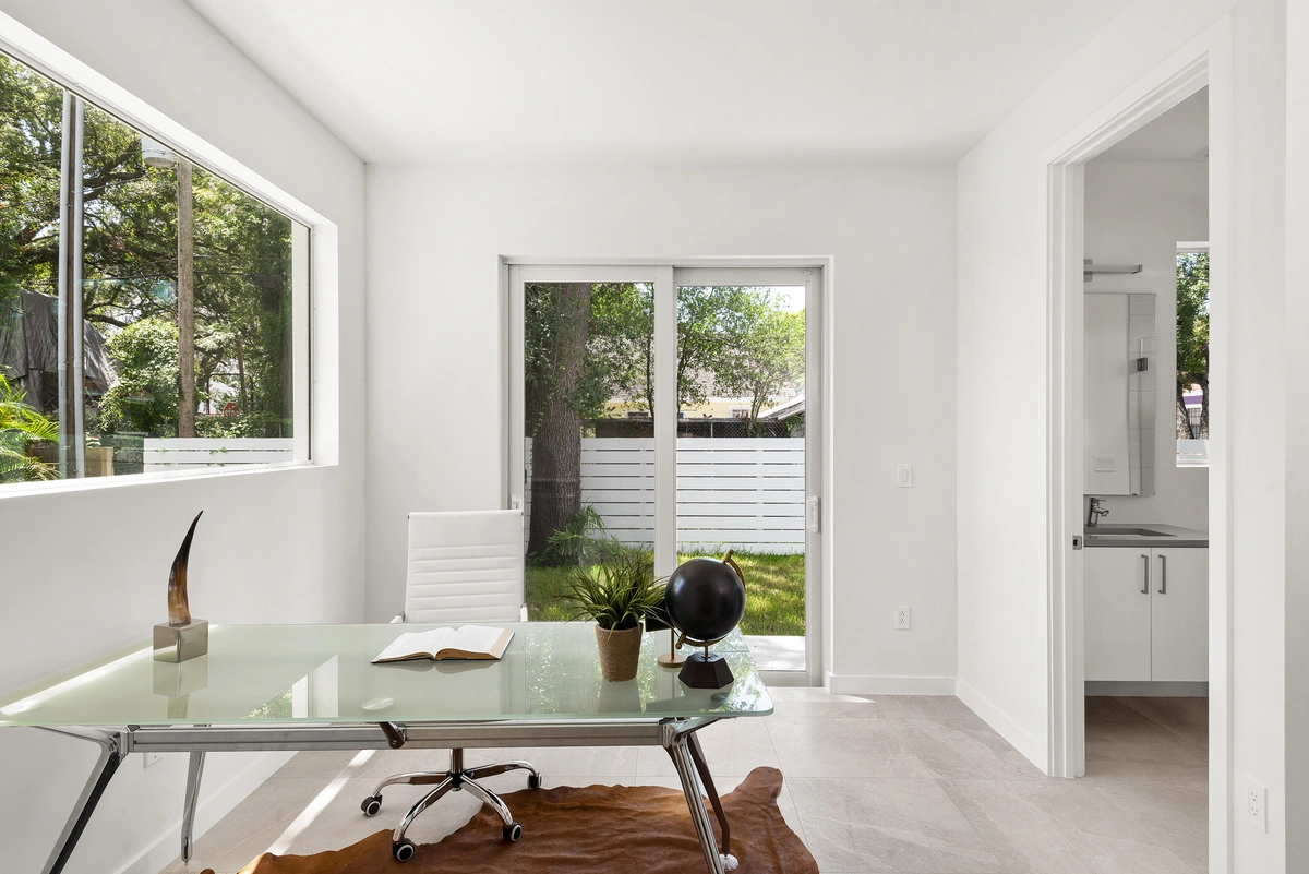 MTBH_1314_1-2_W_Lemon_St_interior__12_