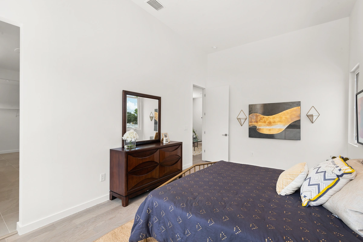 MTBH_1314_1-2_W_Lemon_St_interior__18_