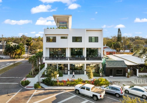 Sleek Central Avenue Loft: A Masterpiece at the Center of St. Pete. - 2700 Central Ave. Unit B